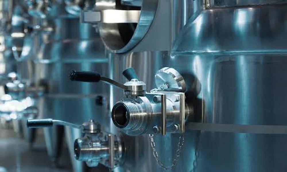 Choosing the Right High Purity Water for Industrial Processes System: A Complete Buyer’s Guide